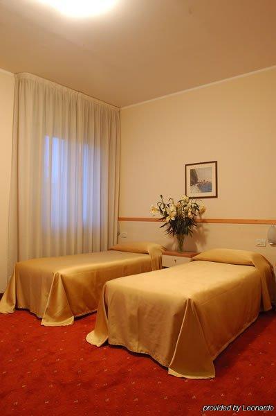 Hotel Due Ragni Віллорба Номер фото