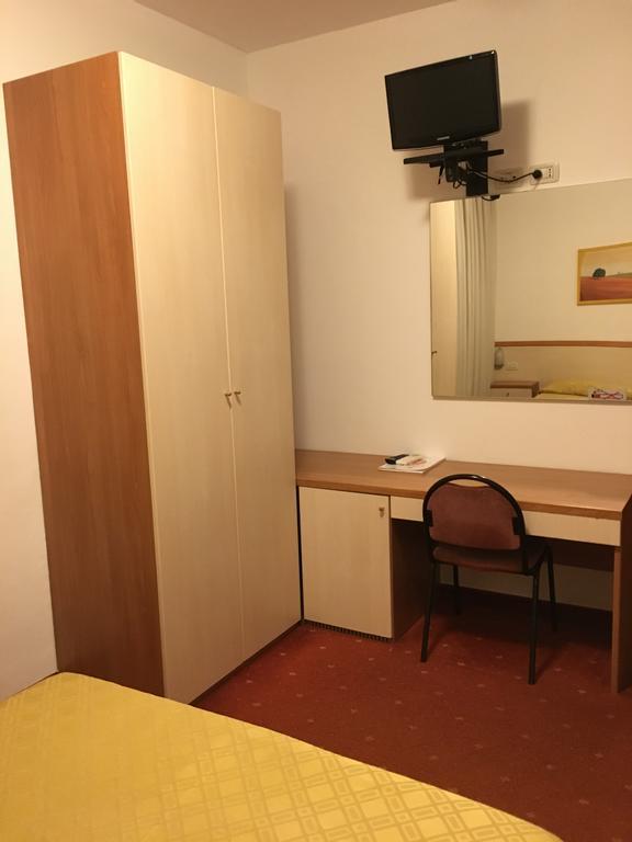 Hotel Due Ragni Віллорба Екстер'єр фото