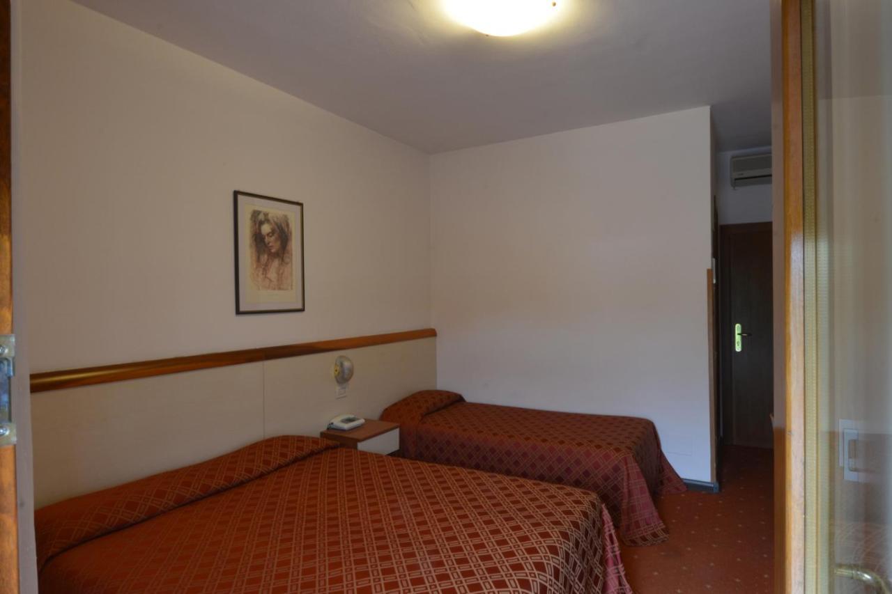 Hotel Due Ragni Віллорба Екстер'єр фото
